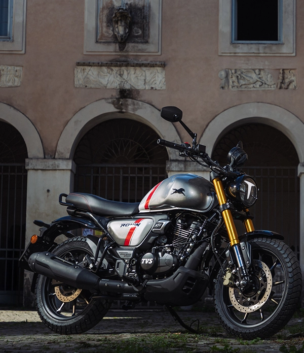 TVS Ronin 250 image